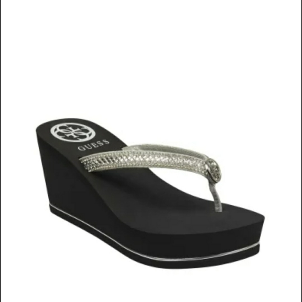 🚫sold🚫New Guees Sandals. Size 10